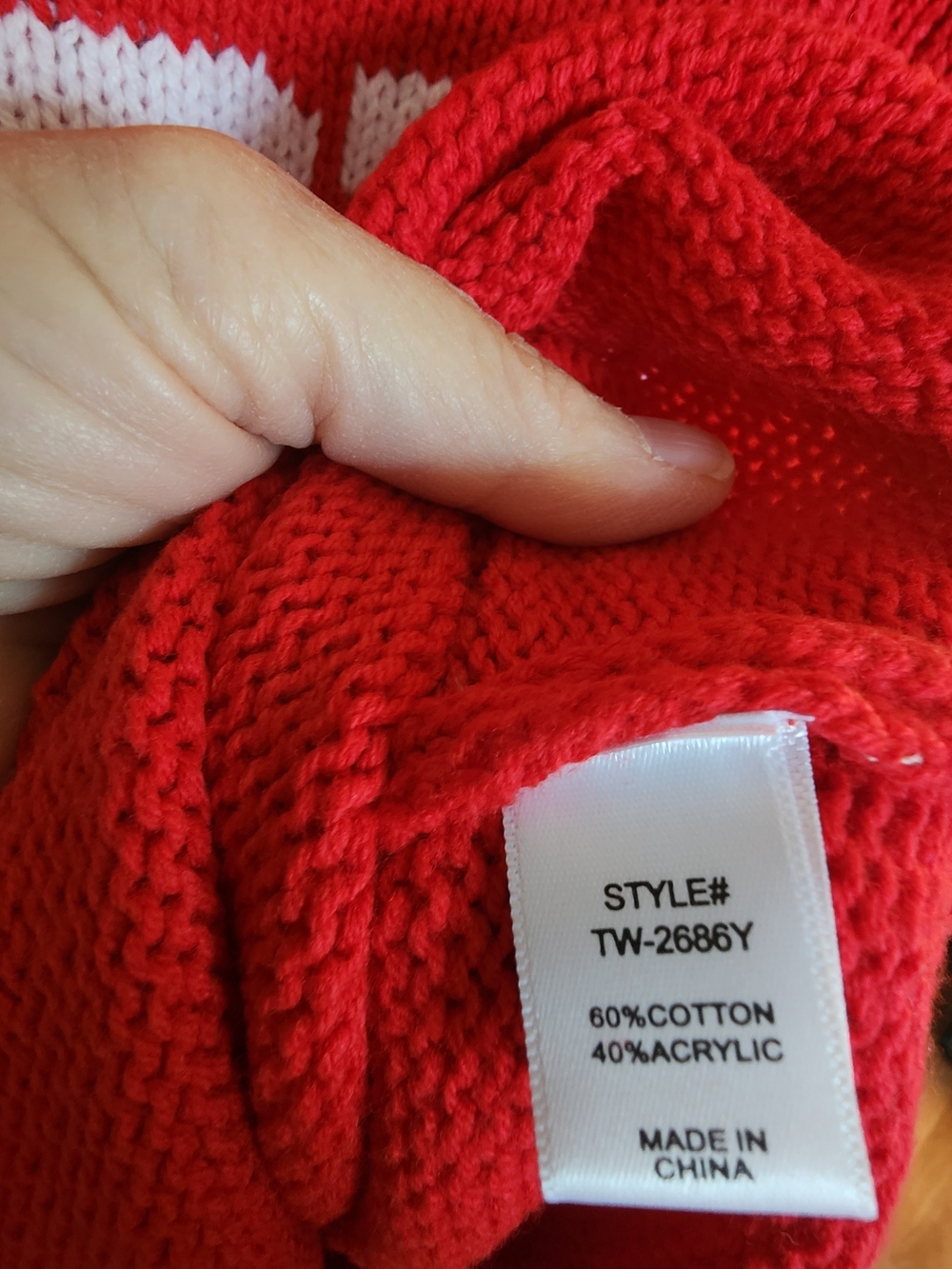 NEW Zenana Outfitters Red V-Neck 'BEACH' Sweater. - Picture 9 of 15